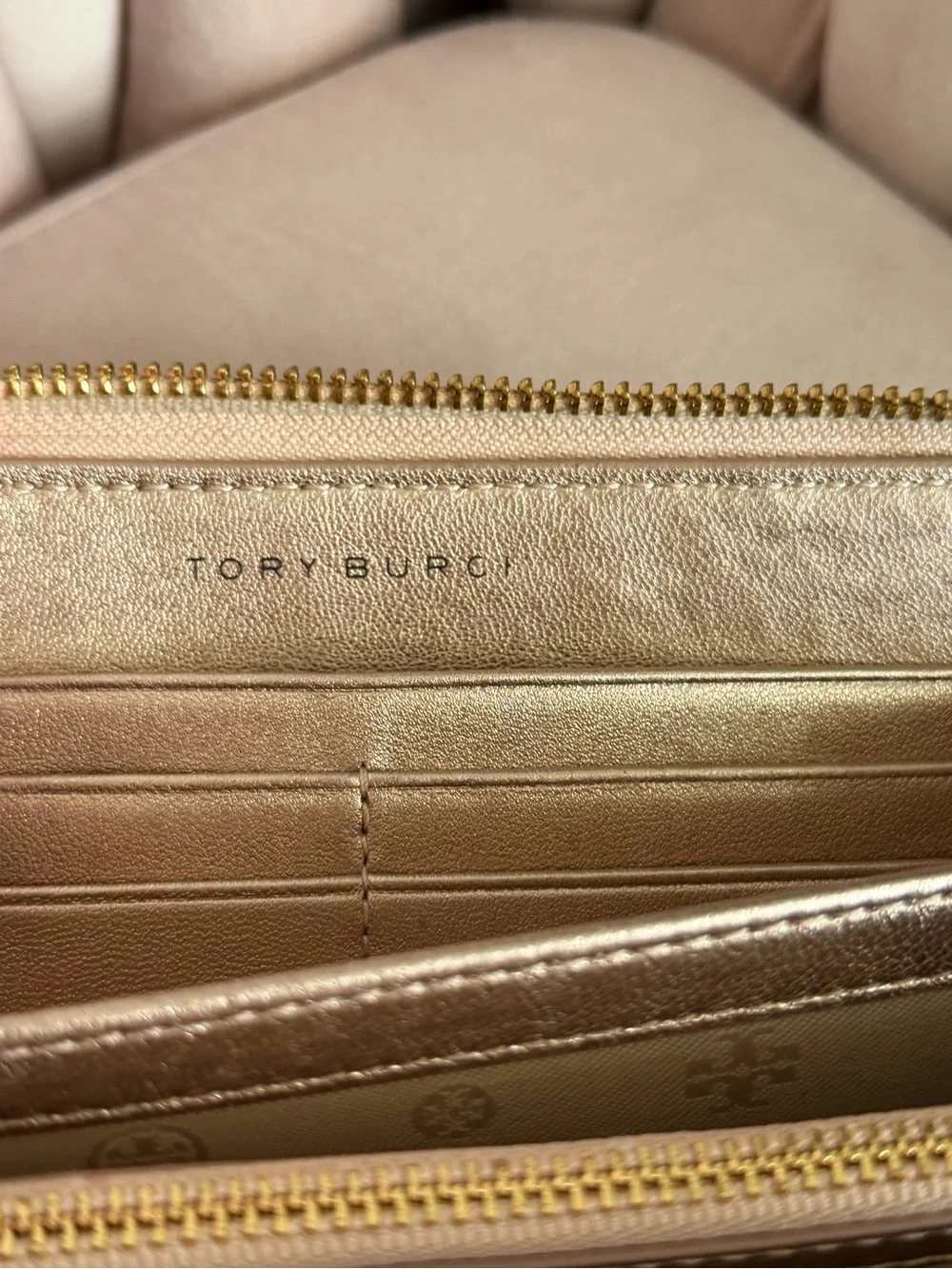 Tory Burch Marion Diamond Quilted Metallic Leather Zip Around Wallet 🪩